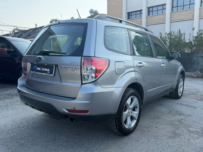 Subaru Outback 2.0D Trend (6)