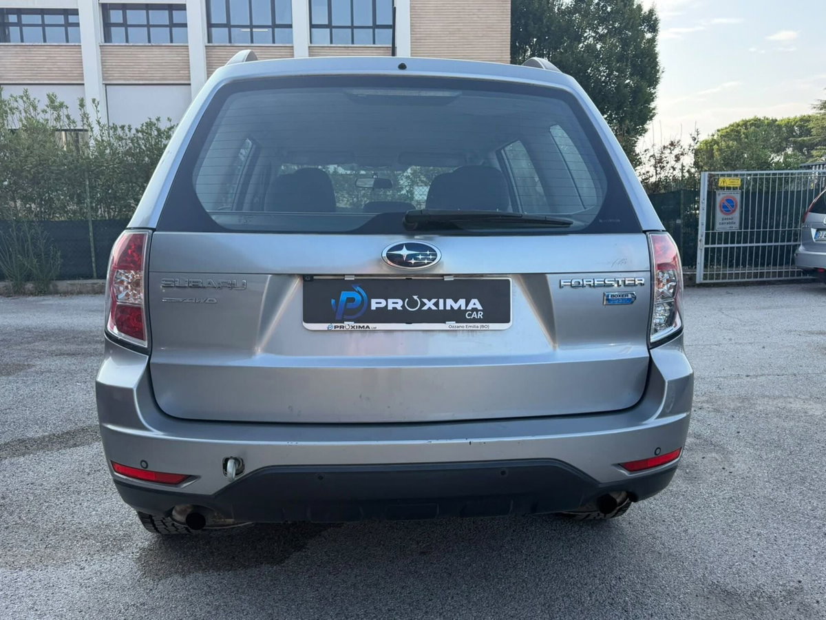 Subaru Outback 2.0D Trend (7)