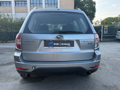 Subaru Outback 2.0D Trend (7)