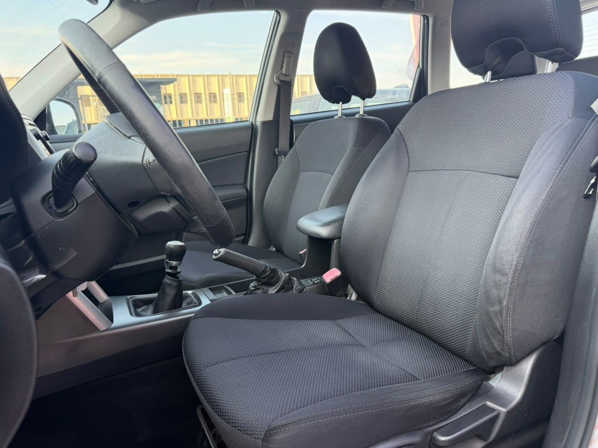 Subaru Outback 2.0D Trend (9)