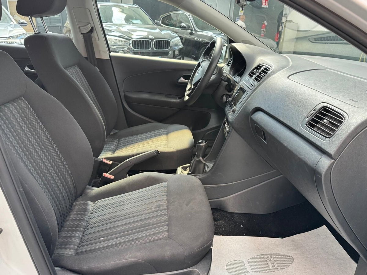 Volkswagen Polo 1.0 MPI 5p. Trendline (5)