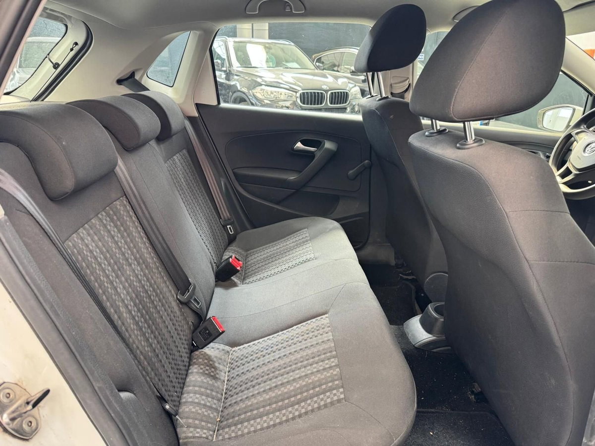 Volkswagen Polo 1.0 MPI 5p. Trendline (7)