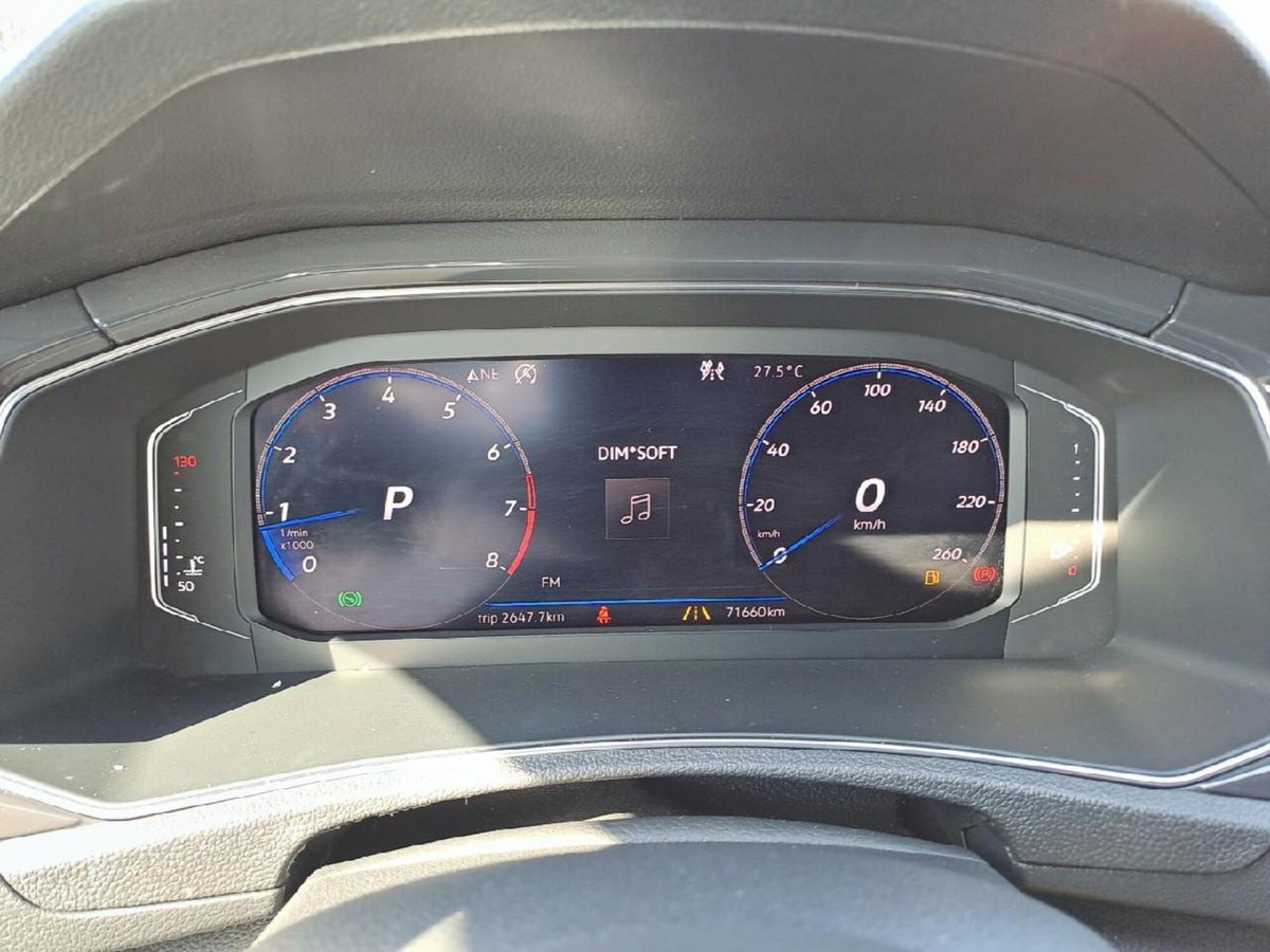 Volkswagen T-Roc 1.0 TSI R-Line (14)