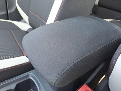 Volkswagen T-Roc 1.0 TSI R-Line (7)