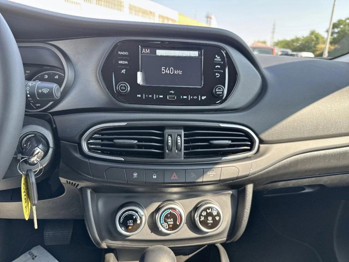 Fiat Tipo 1.6 mjt City s&s 130cv (15)