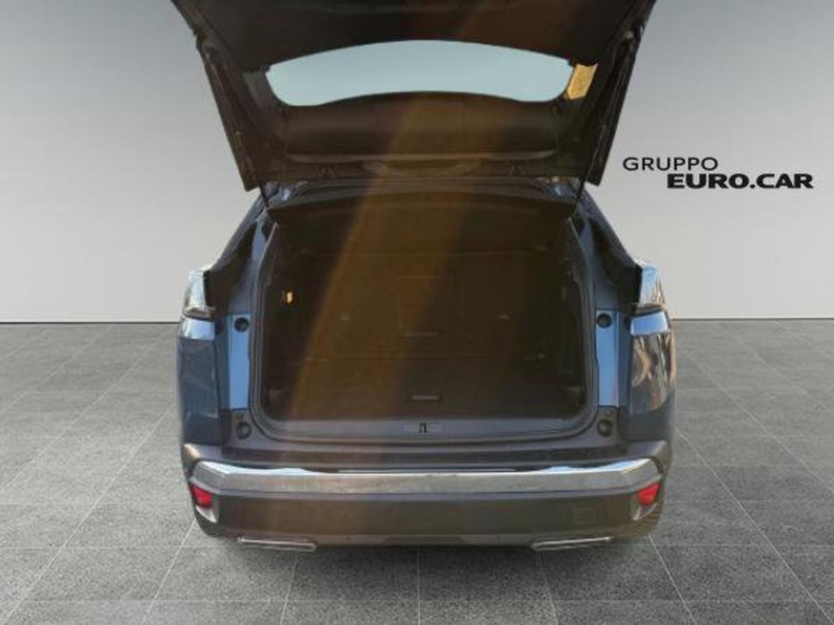Peugeot 3008 BlueHDi 130 S&S EAT8 GT Pack (7)