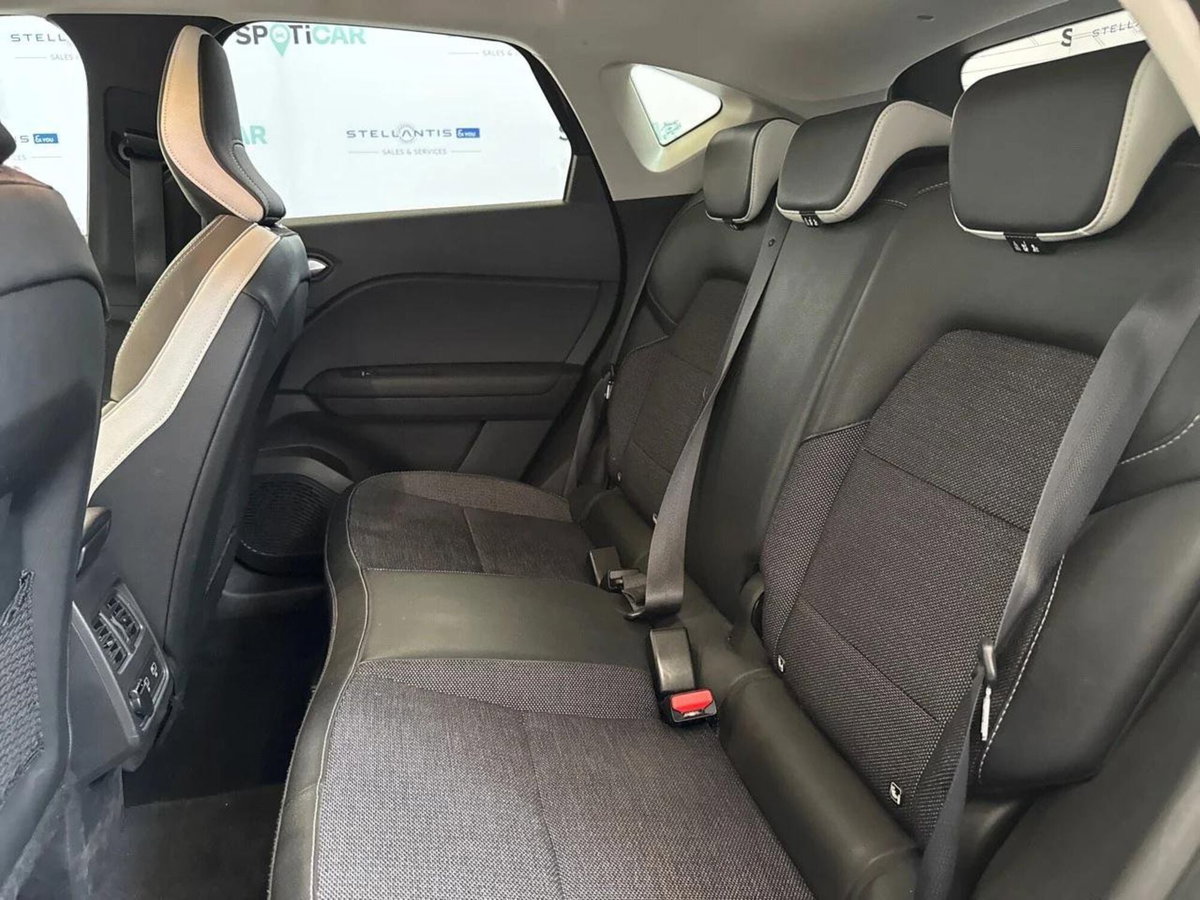 Renault Captur Full Hybrid E-Tech 145 CV Engineered (17)