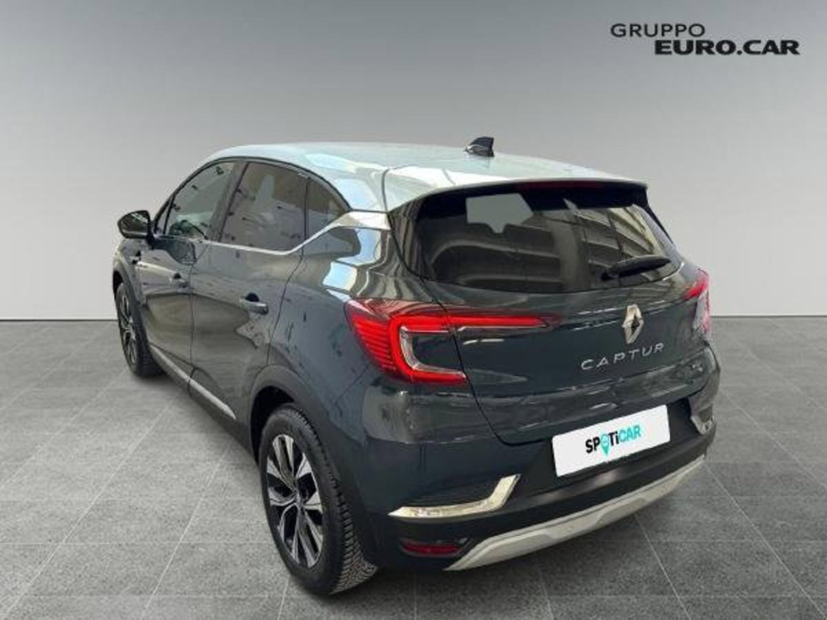 Renault Captur Full Hybrid E-Tech 145 CV Engineered (4)