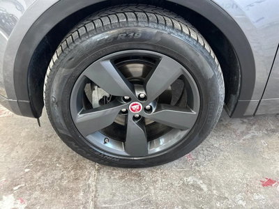 Jaguar E-Pace 2.0D 150 CV AWD (16)