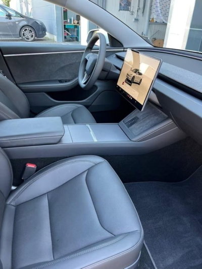 Tesla Model 3 Model 3 Long Range Dual Motor AWD (11)