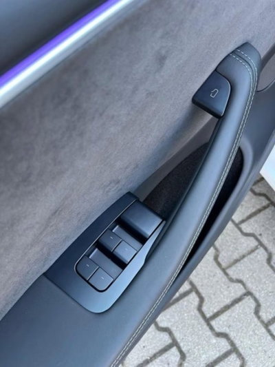 Tesla Model 3 Model 3 Long Range Dual Motor AWD (16)