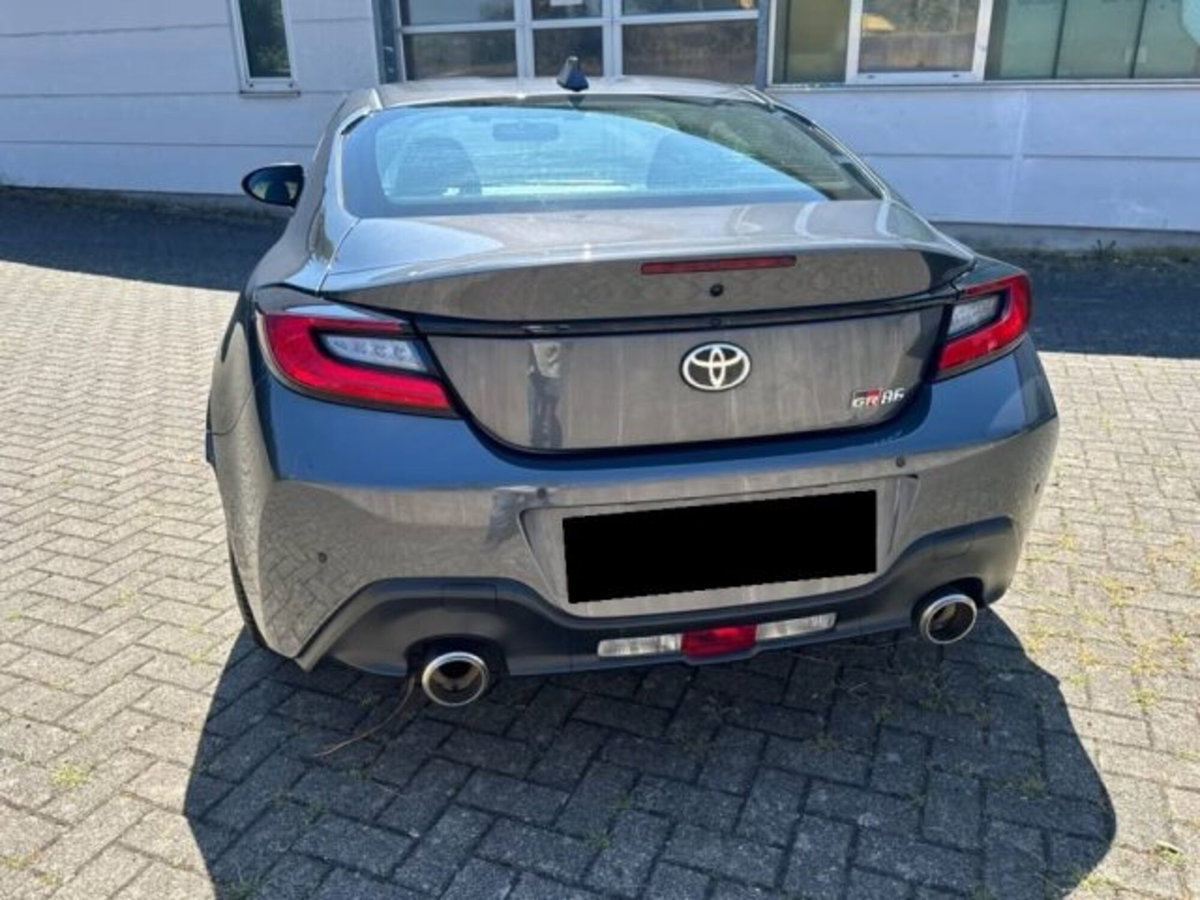 Toyota GR86 2.Premium Sport A/T (4)