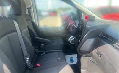 Hyundai Staria 1.6 hev 2wd auto (13)