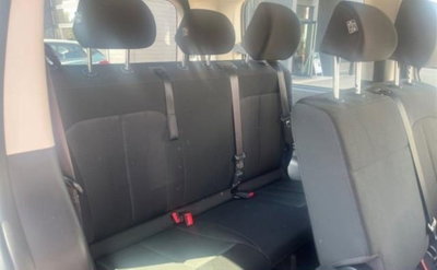 Hyundai Staria 1.6 hev 2wd auto (14)