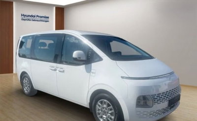Hyundai Staria 1.6 hev 2wd auto (3)