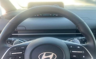 Hyundai Staria 1.6 hev 2wd auto (7)