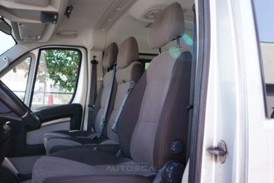Peugeot Boxer Furgone 330 2.2 BlueHDi 140 S&S PC-TN Furgone Premium (8)