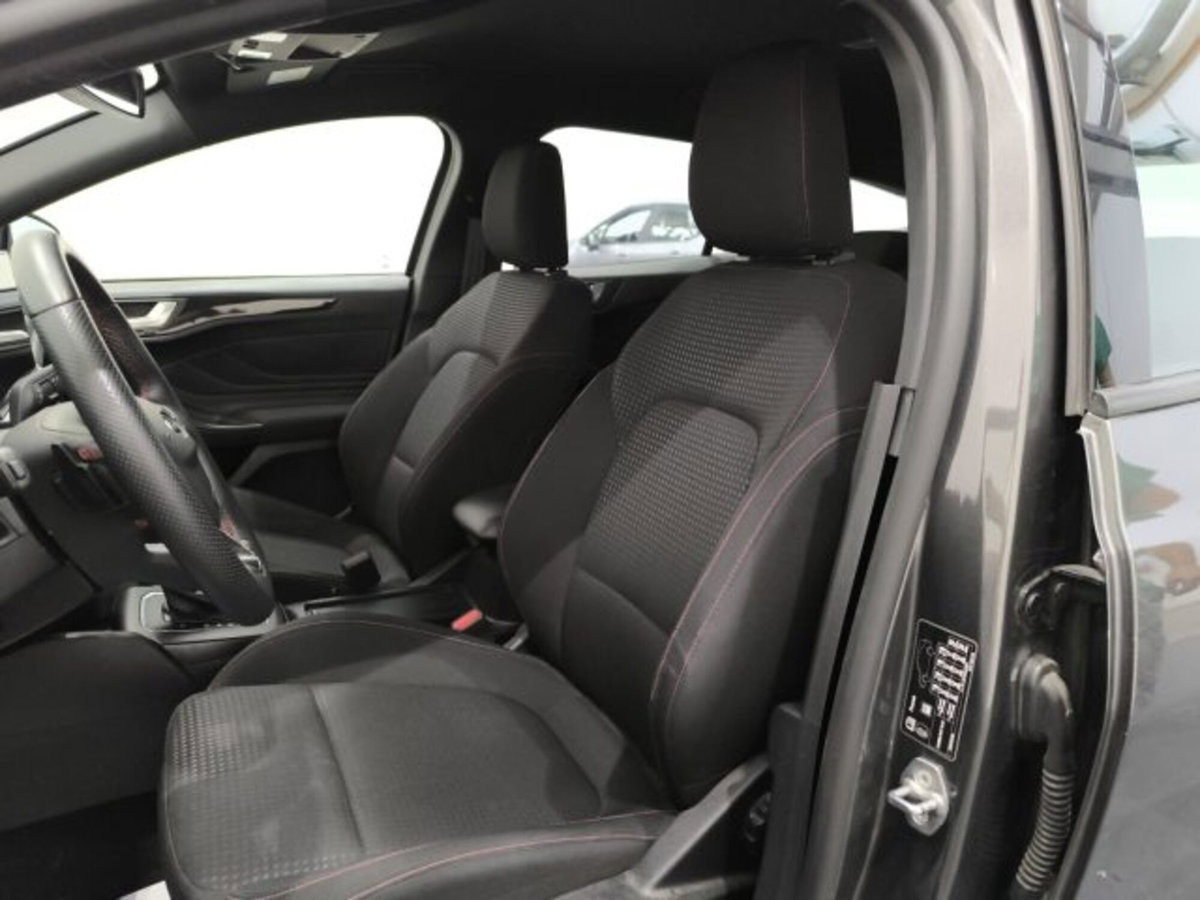 Ford Focus Station Wagon 1.0 EcoBoost Hybrid 125 CV Powershift SW ST-Line X (10)