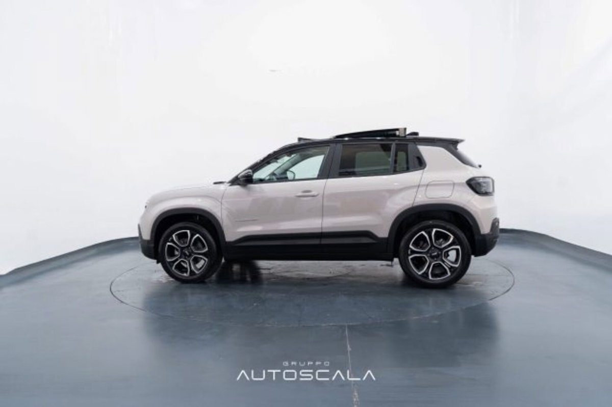 Jeep Avenger 1.2 turbo e-hybrid mhev Summit fwd 110cv edct6 (3)