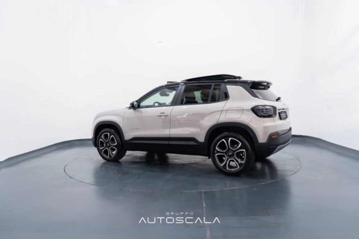 Jeep Avenger 1.2 turbo e-hybrid mhev Summit fwd 110cv edct6 (4)
