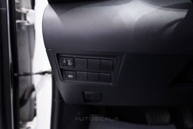 Toyota Yaris Cross 1.5 Hybrid 5p. E-CVT Premiere (12)