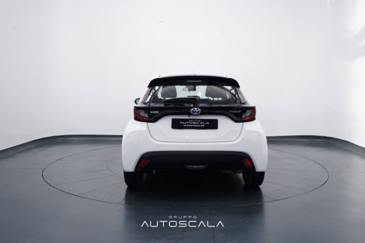 Toyota Yaris Cross 1.5 Hybrid 5p. E-CVT Premiere (5)