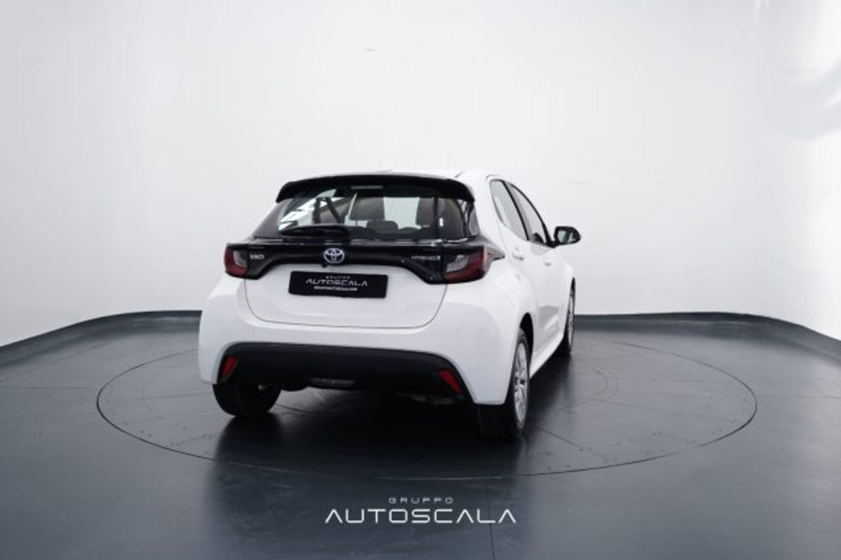 Toyota Yaris Cross 1.5 Hybrid 5p. E-CVT Premiere (6)