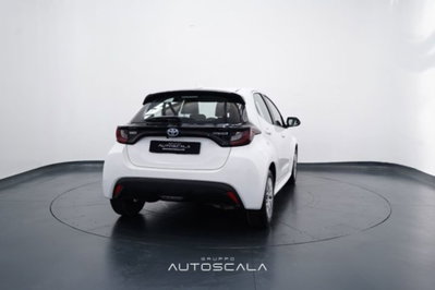 Toyota Yaris Cross 1.5 Hybrid 5p. E-CVT Premiere (6)