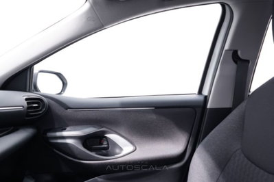 Toyota Yaris Cross 1.5 Hybrid 5p. E-CVT Premiere (19)