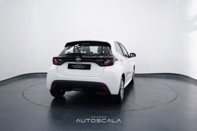 Toyota Yaris Cross 1.5 Hybrid 5p. E-CVT Premiere (6)