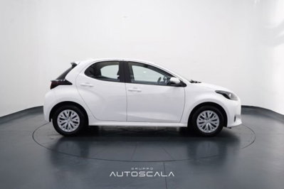 Toyota Yaris Cross 1.5 Hybrid 5p. E-CVT Premiere (7)