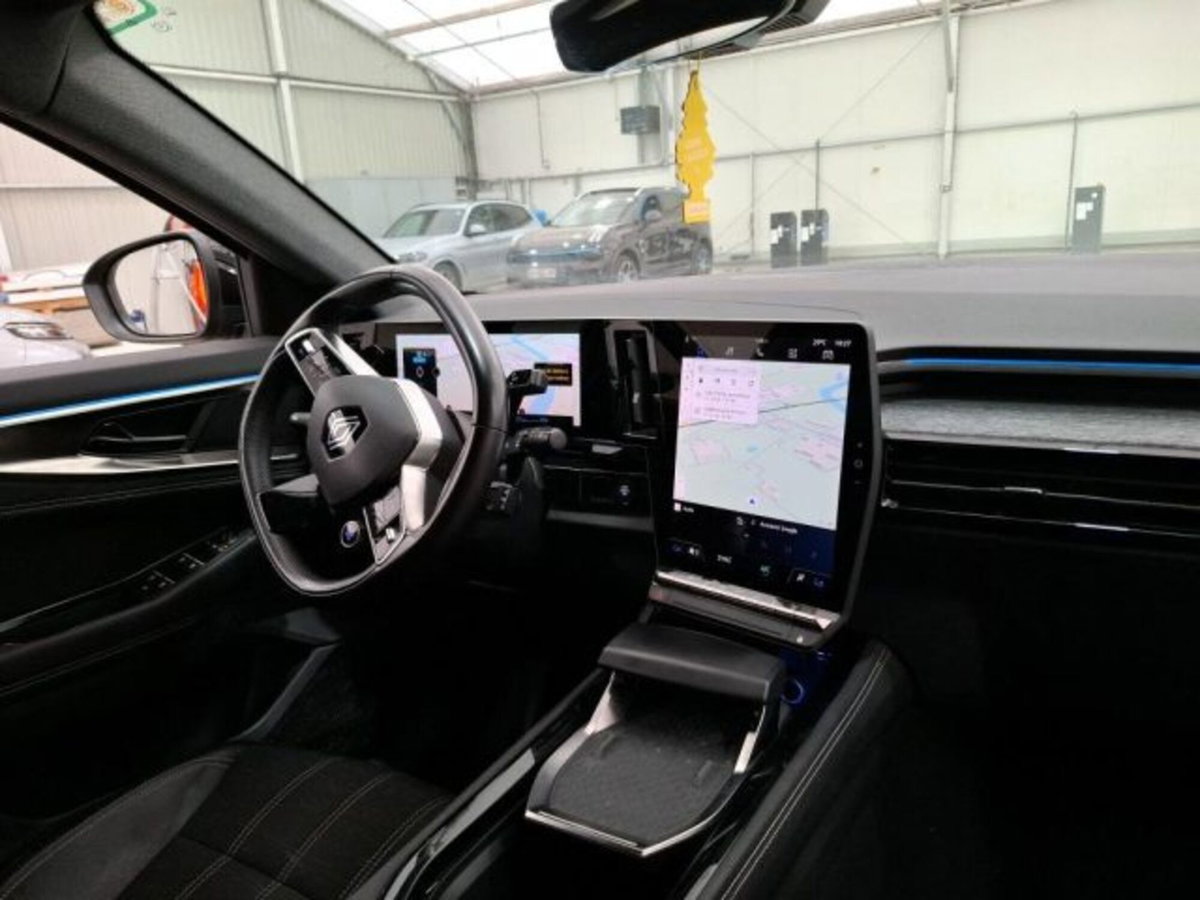 Renault Austral 1.2 full hybrid Techno 200cv auto (4)
