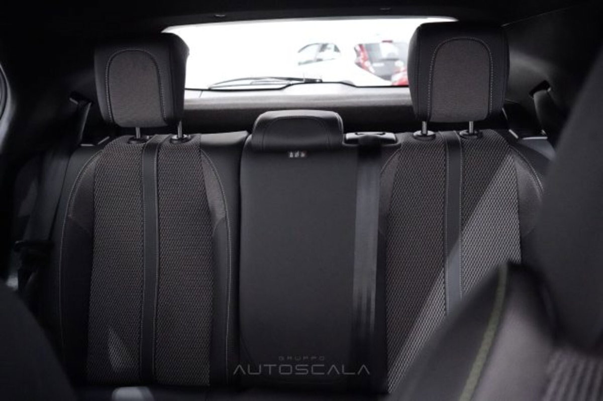 Peugeot 2008 1.2 puretech GT s&s 130cv eat8 (18)