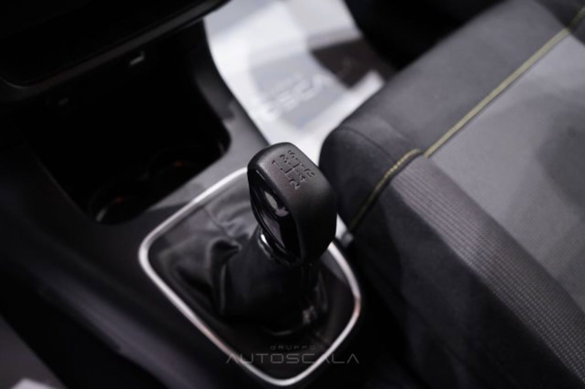 Citroen C3 1.2 puretech You s&s 83cv neopatentati (16)