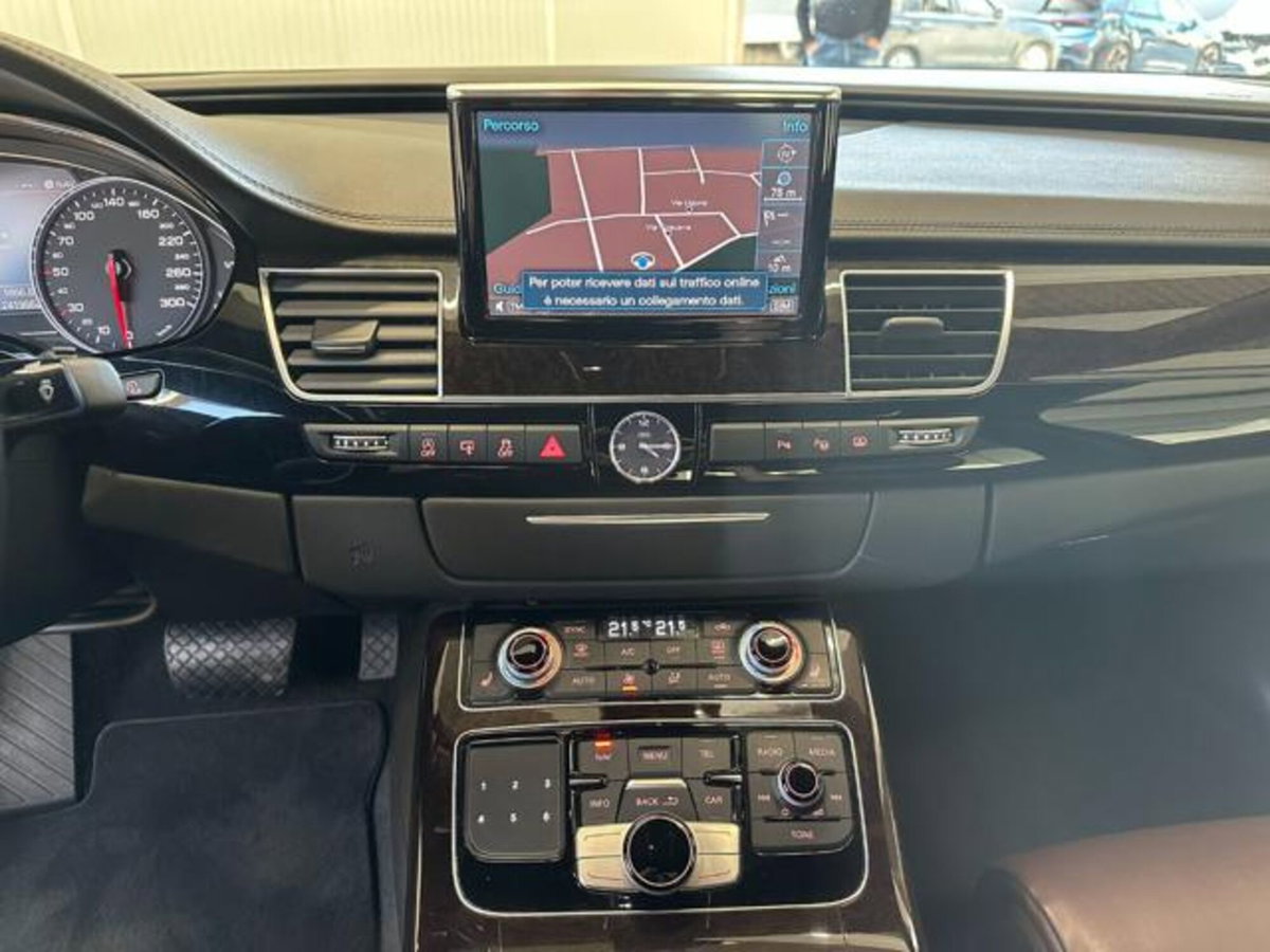 Audi A8 3.0 TDI 262 CV quattro tiptronic (17)