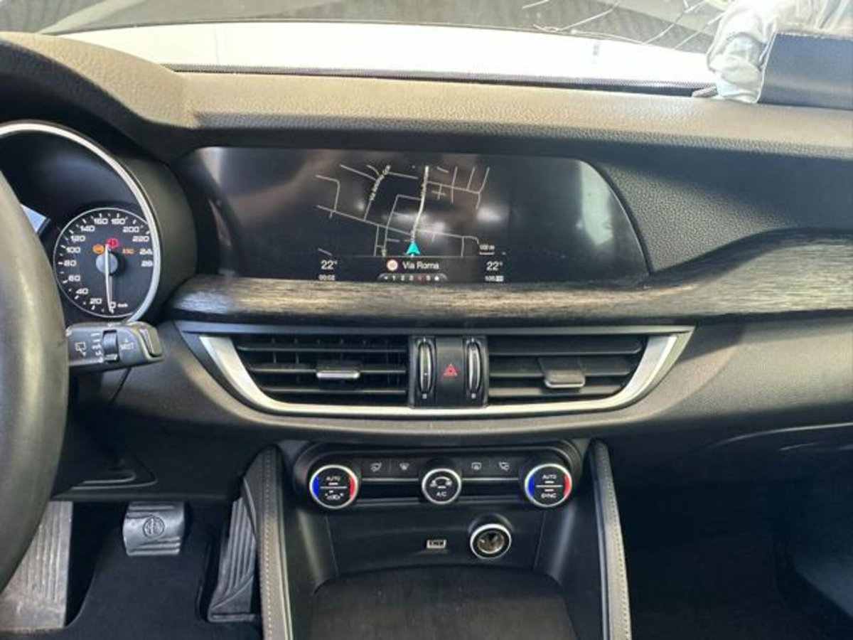 Alfa Romeo Stelvio Stelvio 2.2 Turbodiesel 160 CV AT8 RWD Super Business (14)