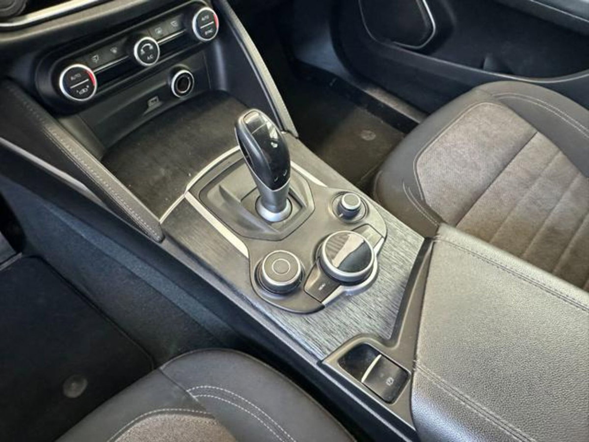 Alfa Romeo Stelvio Stelvio 2.2 Turbodiesel 160 CV AT8 RWD Super Business (15)