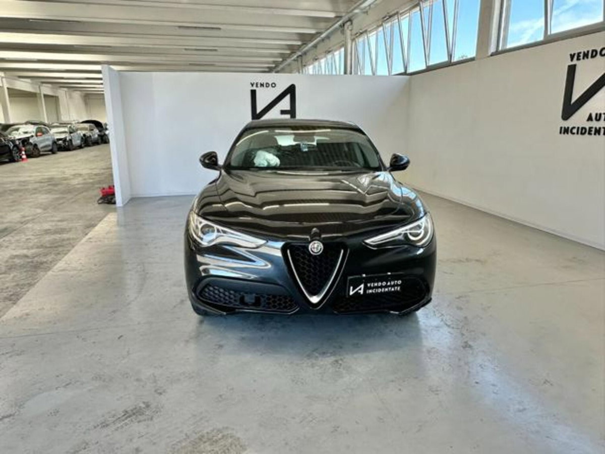 Alfa Romeo Stelvio Stelvio 2.2 Turbodiesel 160 CV AT8 RWD Super Business (2)