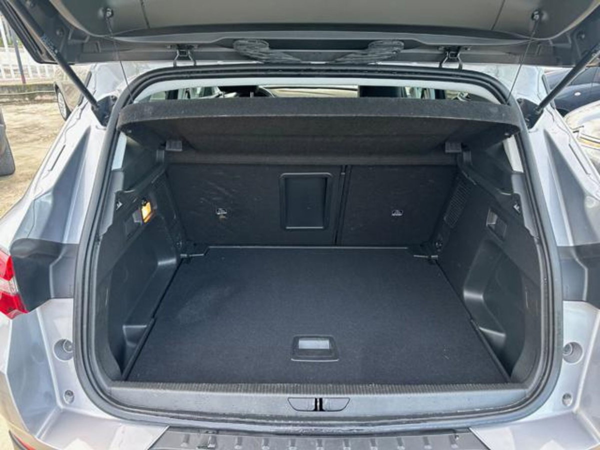 Opel Grandland X 1.5 diesel Ecotec Start&Stop Innovation (9)