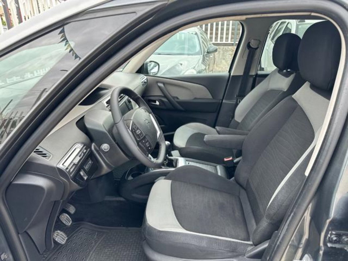 Citroen Grand C4 Picasso BlueHDi 150 S&S Intensive (20)