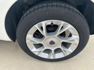 Lancia Ypsilon 1.3 MJT 16V 95 CV 5 porte S&S Elefantino (7)