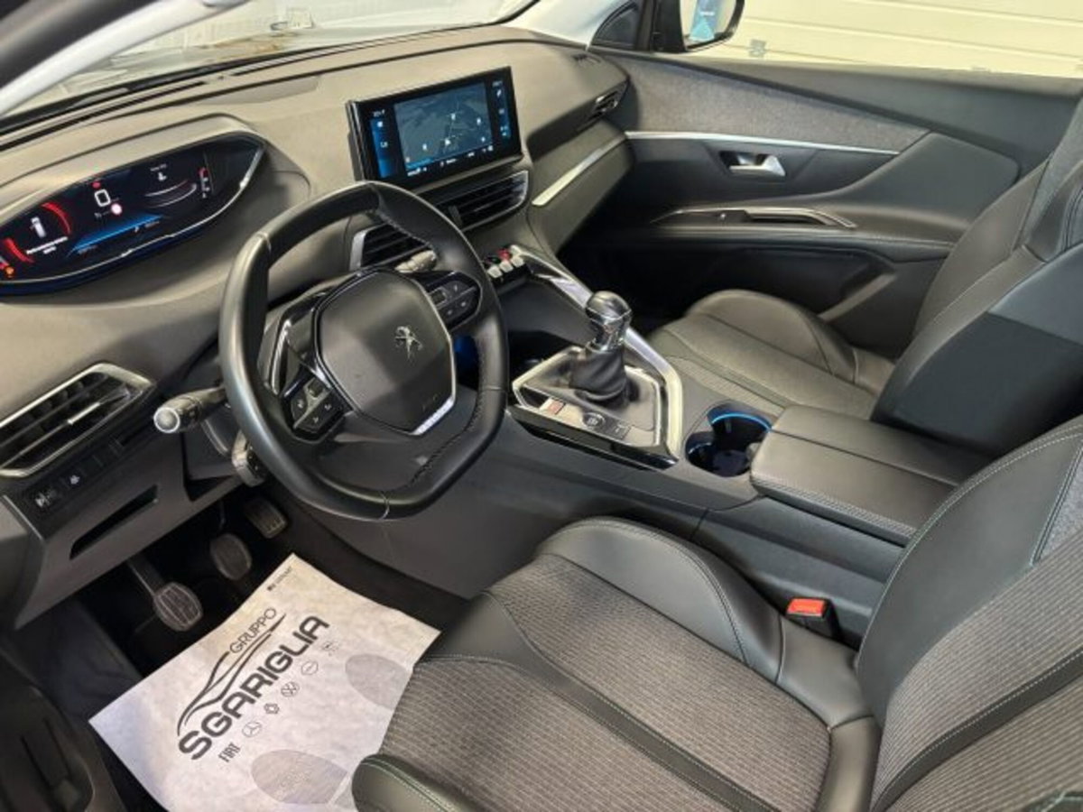 Peugeot 5008 1.5 bluehdi Allure Pack s&s 130cv eat8 (11)