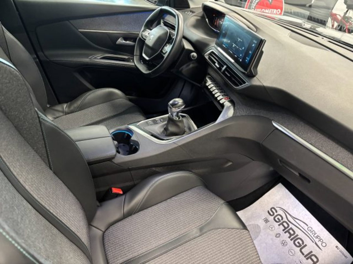 Peugeot 5008 1.5 bluehdi Allure Pack s&s 130cv eat8 (12)
