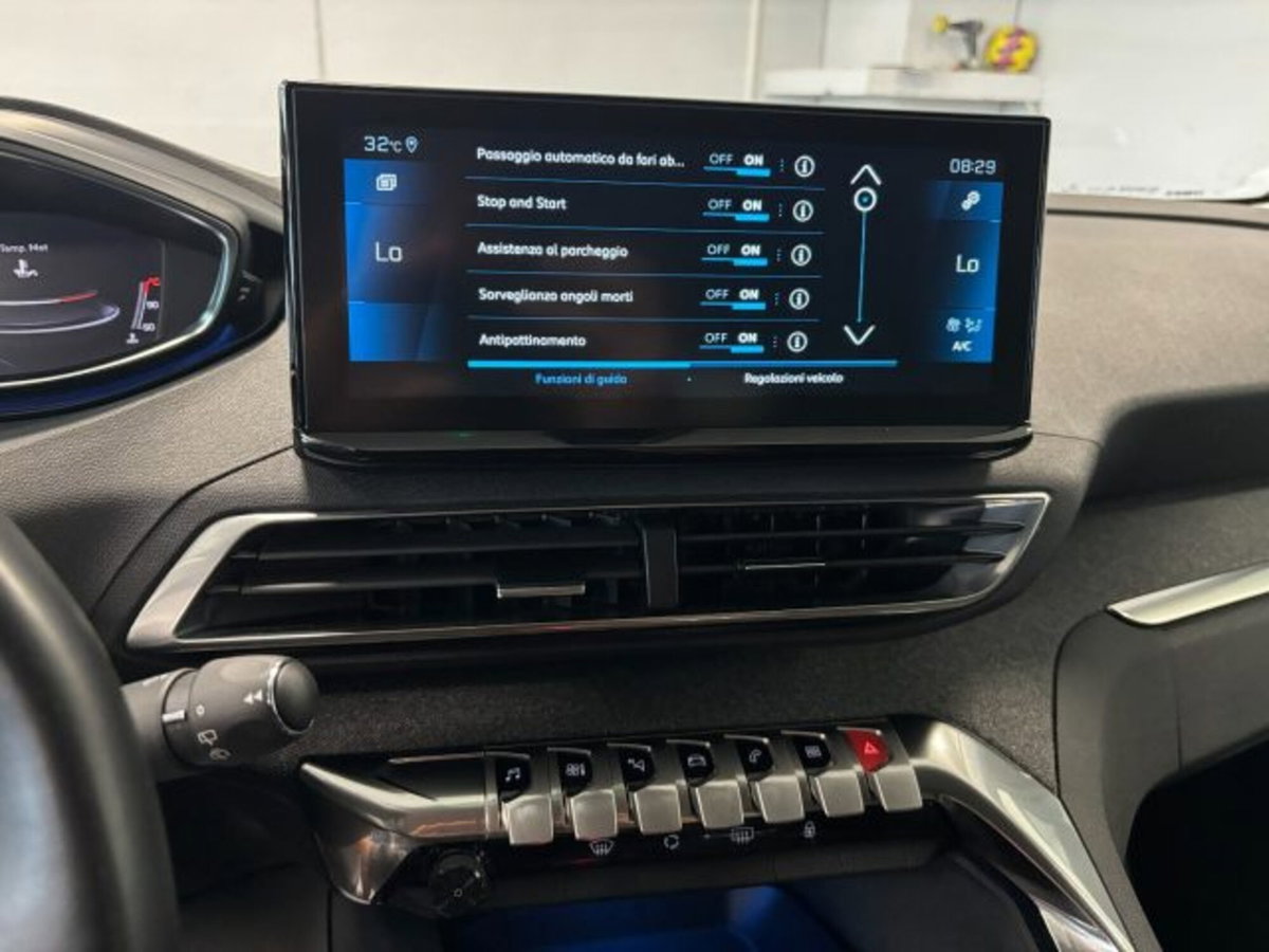 Peugeot 5008 1.5 bluehdi Allure Pack s&s 130cv eat8 (17)