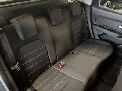 Dacia Duster 1.6 SCe GPL 4x2 Prestige (16)