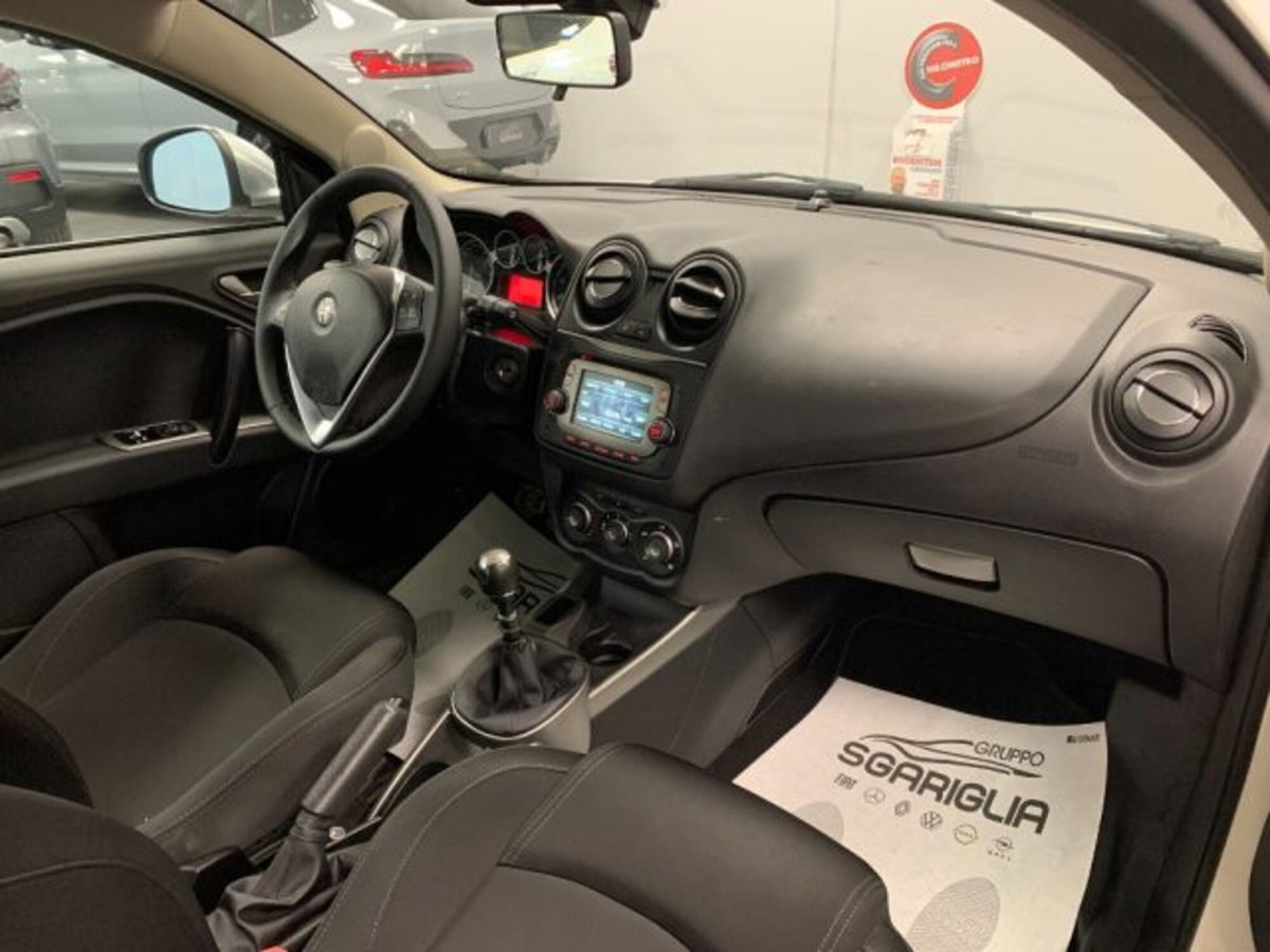 Alfa Romeo MiTo 1.4 8V S&S Super (12)