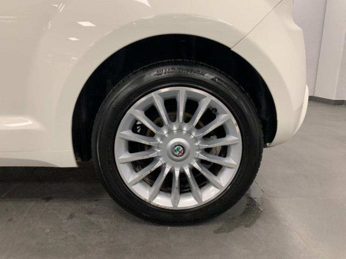 Alfa Romeo MiTo 1.4 8V S&S Super (19)