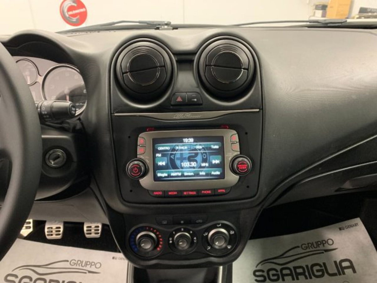 Alfa Romeo MiTo 1.4 8V S&S Super (8)
