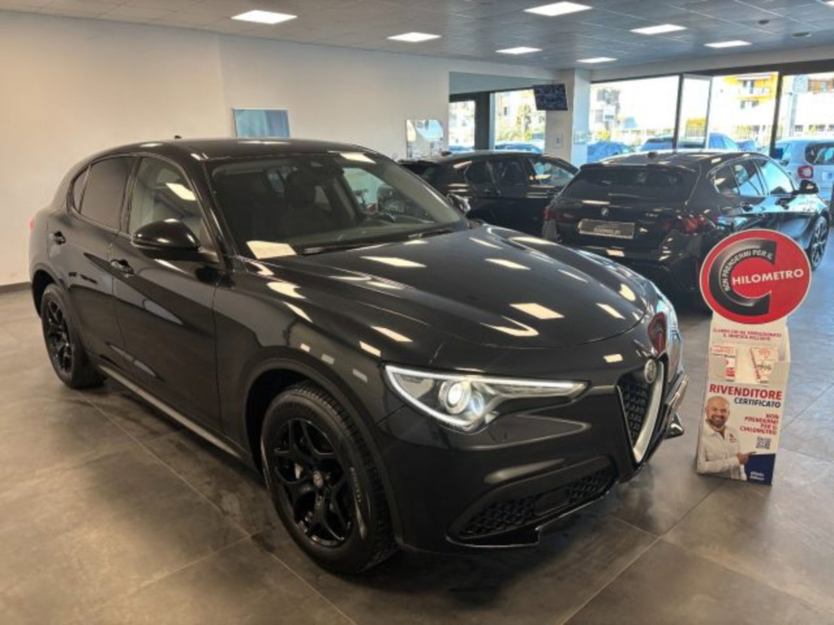 Alfa Romeo Stelvio Stelvio 2.2 Turbodiesel 160 CV AT8 RWD Sport-Tech