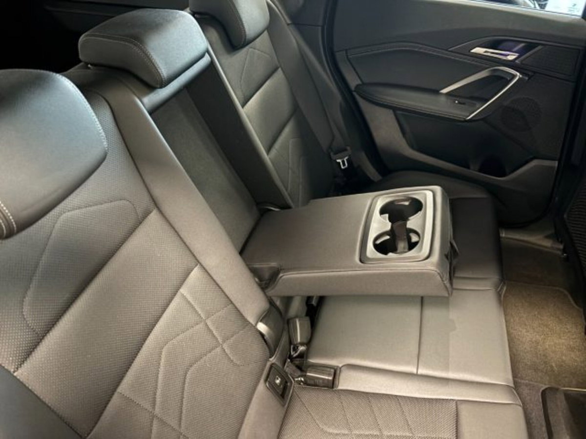 BMW X1 sDrive 18d xLine (11)
